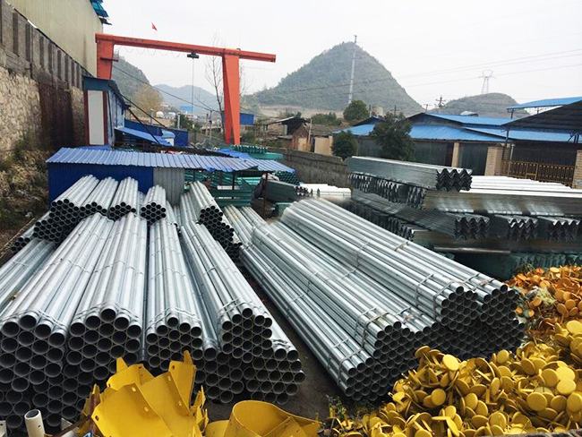 防撞护栏板 货场实景