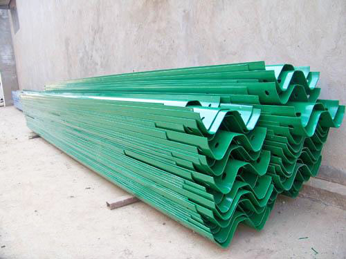 防撞护栏板 货场实景