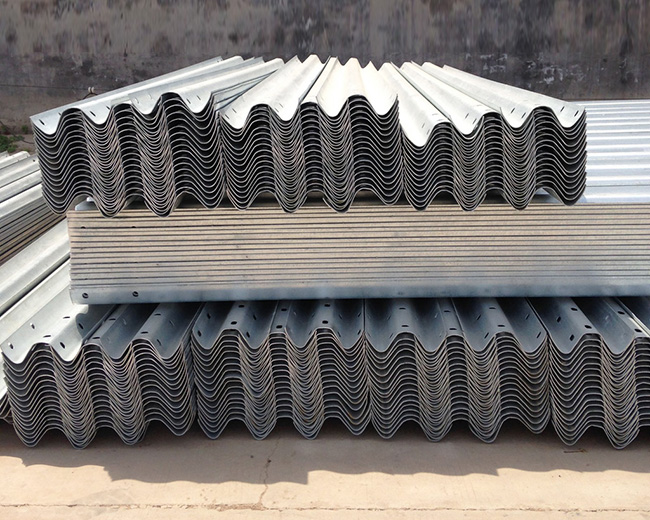 防撞护栏板 货场实景