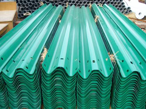 防撞护栏板 货场实景